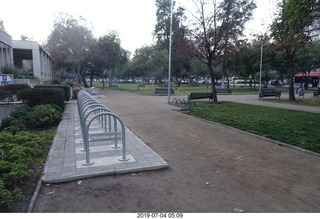 10 a0f. Chile - Santiago park - morning run
