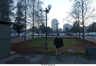 16 a0f. Chile - Santiago park - morning run + Adam