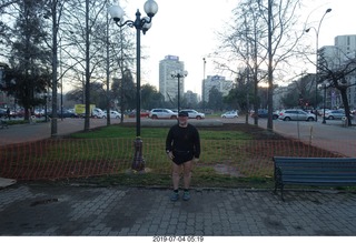 17 a0f. Chile - Santiago park - morning run + Adam