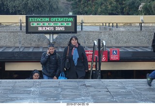 19 a0f. Chile - Santiago park - morning run - subway