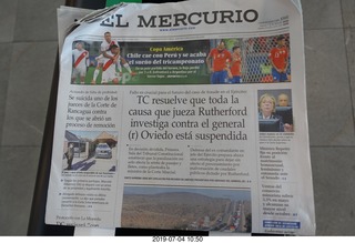 50 a0f. Chile - Santiago Airport - newspaper