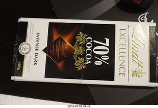 19 a0f. real chocolate bar