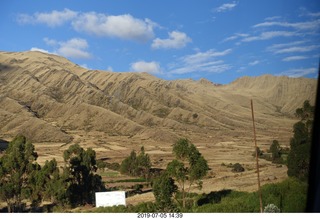 408 a0f. Peru - Cusco to hotel bus ride