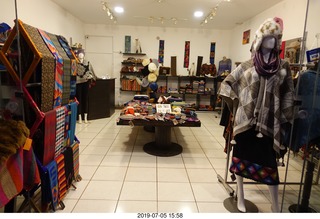 462 a0f. Peru - Aranwa hotel shop