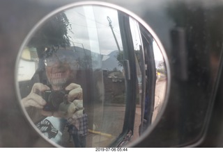 60 a0f. Peru - drive to Aguas Calientes Vistadome Train station