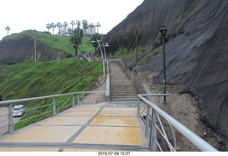 236 a0f. Peru - Lima - Pacific Ocean beach walk