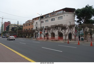 19 a0f. Peru - Lima - morning run