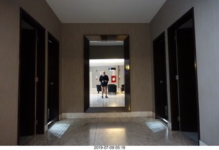 26 a0f. Peru - Lima - hotel + Adam