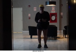 27 a0f. Peru - Lima - hotel + Adam