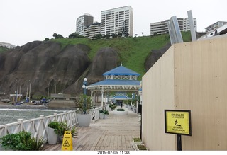 67 a0f. Peru - Lima - beach pier