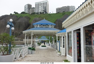 68 a0f. Peru - Lima - beach pier