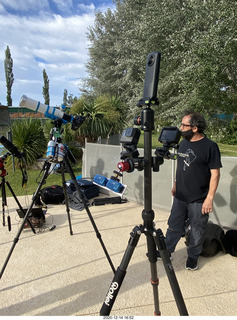 52 a0y. Neuguen pool - eclipse viewers and their stuff