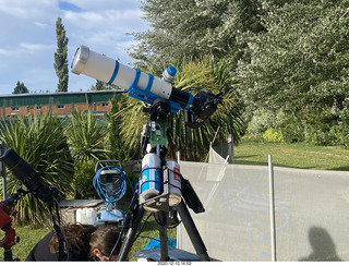 53 a0y. Neuguen pool - eclipse viewers and their stuff