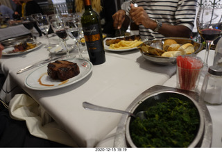 139 a0y. Argentina - Buenos Aires - Astro Trails dinner - food