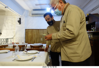 155 a0y. Argentina - Buenos Aires - Astro Trails dinner - restaurant staff