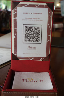 24 a0y. Argentina- Buenos Aires - Pertutti breakfast