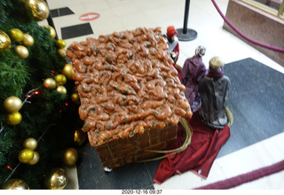 42 a0y. Argentina - Buenos Aires - nativity scene