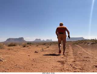 589 a16. Monument Valley run + Adam