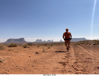 595 a16. Monument Valley run + Adam