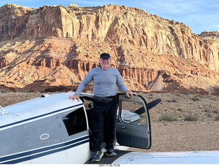 38 a19. Utah back country - Hidden Splendor airstrip + Adam and N8377W