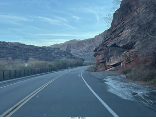 9 a19. driving from moab to fisher towers - Route 128