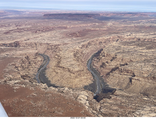 35 a1n. aerial - Cataract Canyon