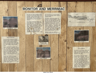 11 a1n. Utah - Canyonlands sign