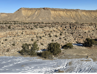 86 a1n. Utah - driving from moab to hanksville - Interstate 70 - San Rafael Reef