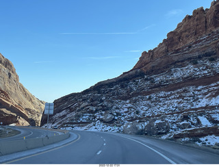 111 a1n. Utah - driving from moab to hanksville - Interstate 70 - San Rafael Reef