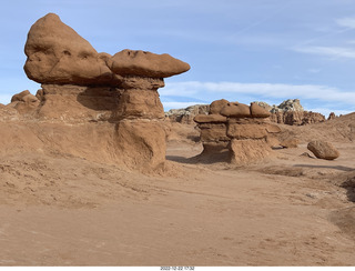 220 a1n. Utah Goblin Valley State Park - valley of goblins