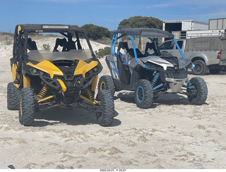 Astro Trails - Australia - sand dunes - cars