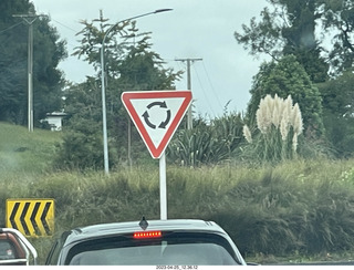46 a1s. New Zealand - driving - clockwise traffic circle