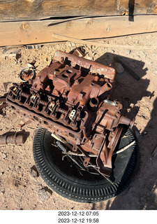 113 a20. Wee Hope Mine building and stuff