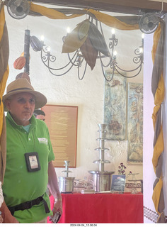 11 a24. San Miguel de Allende - tour guide Alberto