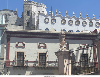 74 a24. Guanajuato - university in distance