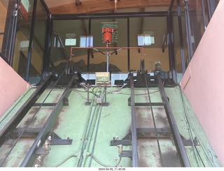 90 a24. Guanajuato - lift