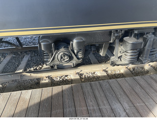 8 a24. Jose Cuerto train