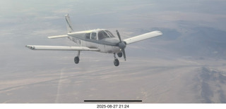Tyler flying N8377W