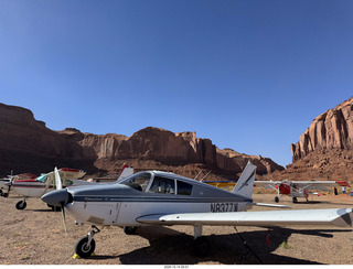 shanley pics - Monument Valley (UT25) - N8377W
