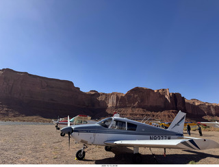 Monument Valley airport - N8377W