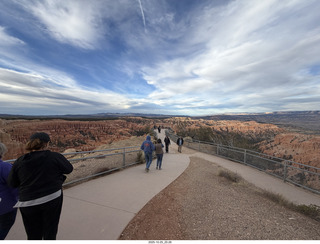 289 a2n. TF - Bryce Canyon National Park walkway