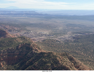 172 a2n. aerial - Utah landscape