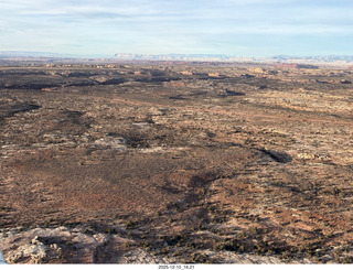 322 a2q. aerial - Utah - backcountry flying