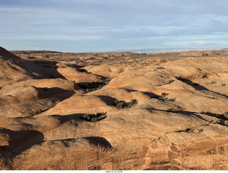 352 a2q. aerial - Utah - backcountry flying