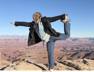373 a2q. Utah - Canyonlands National Park - Buck Overlook - Heather