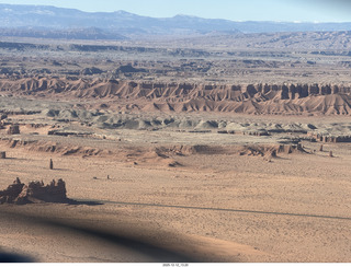 325 a2q. aerial - Utah - canyonlands