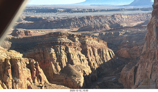 494 a2q. aerial - Utah - canyonlands