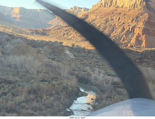 570 a2q. aerial - Utah - canyonlands